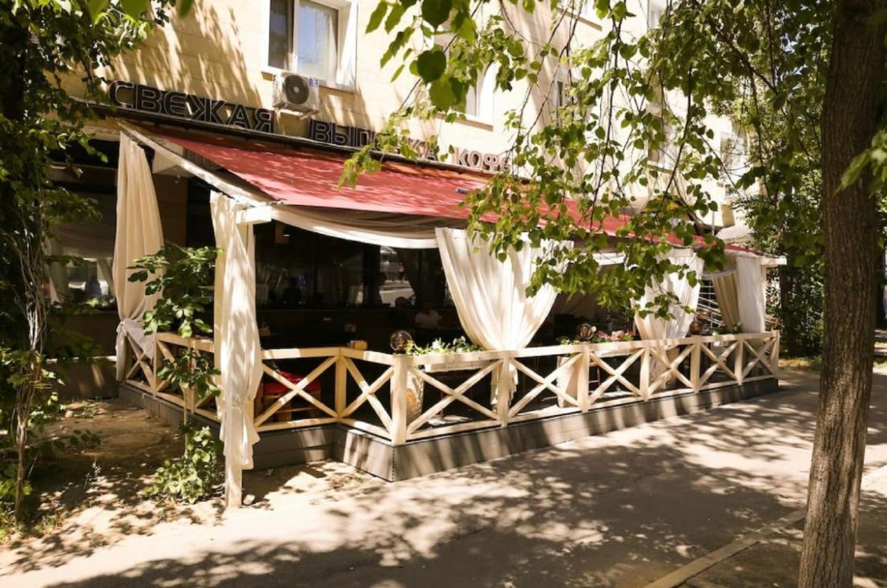 Студия В Стиле Loft В Центре Города アルマトイ エクステリア 写真
